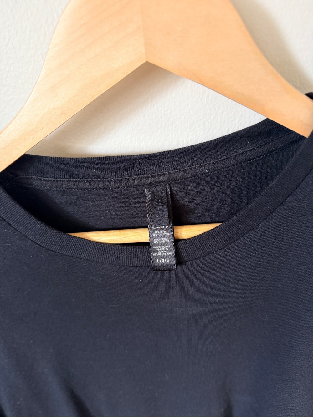 SKIMS Relaxed Tees Long Sleeve T-Shirt Black Size Large - Picture 2 of 3